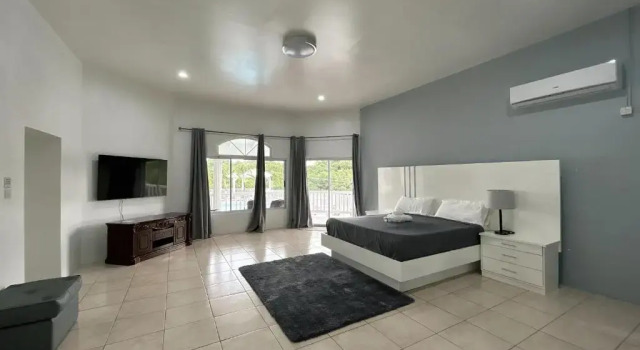 Luxury 5BD Villa - Massive Pool & Outdoor Vibe, Book Villa Cottages in Cap Estate, Cottage