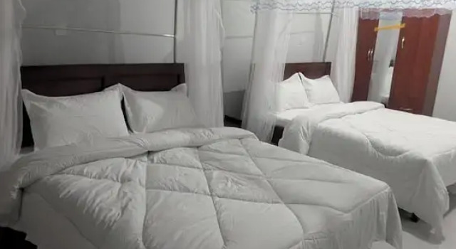 Baru Accommodation, Boek Pension Moyo Niall