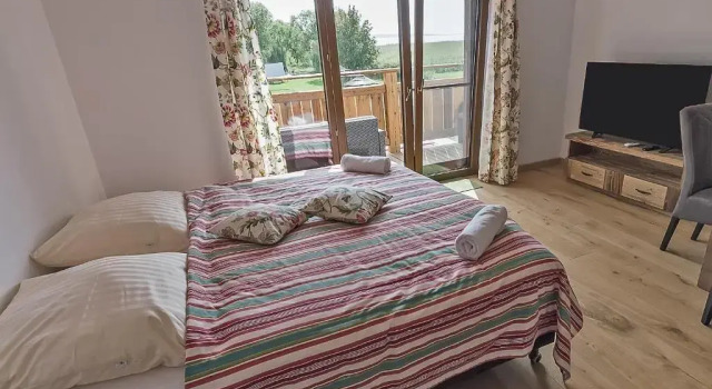 Hotel Aparthotel Baltic Willa, Varaa Hotelli Krynica Morska 