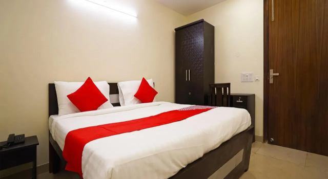 Номер Deluxe Hotel Olive Saffron