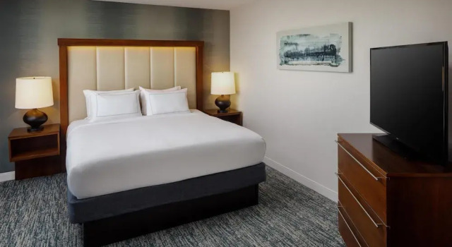 Люкс DoubleTree by Hilton Boston-Andover
