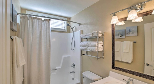Апартаменты с 2 комнатами Scottsdale Condo on Golf Course w/ Pool Access!