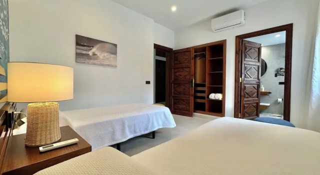 Вилла Deluxe Golf Sea&Pool Cactus Villa