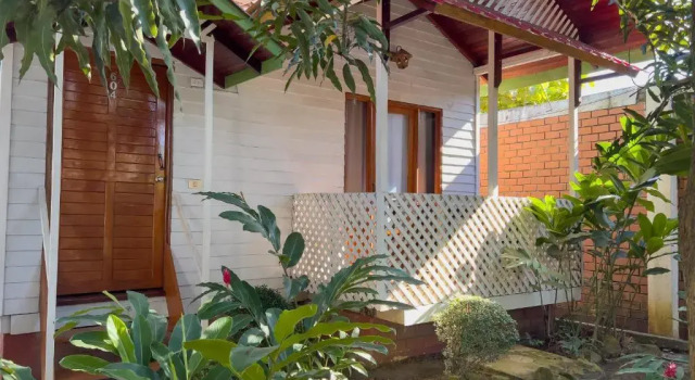Коттедж c 1 комнатой с балконом и с красивым видом из окна Los Gavilanes Hotel