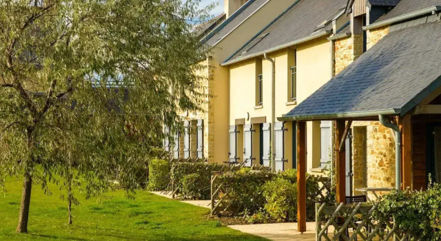 Beautiful Luxury Apartment Near a Breton Oyster Village