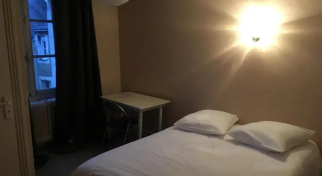Hotel de la gare, Забронировать Отель Шато-дю-Луар Sarthe