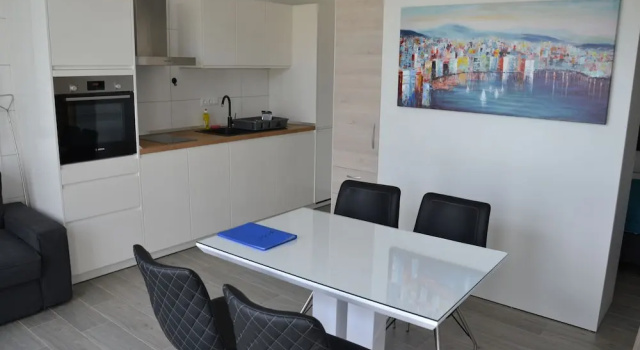 Люкс Standard с балконом Apartment Mary