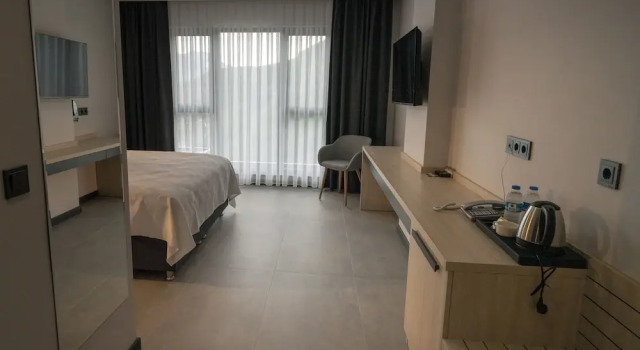 Demederon Hotel