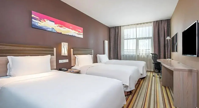 Трёхместный номер Standard Holiday Inn Express Changbaishan by IHG