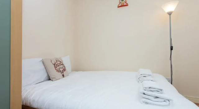 3 Bedroom Flat Near Canary Wharf