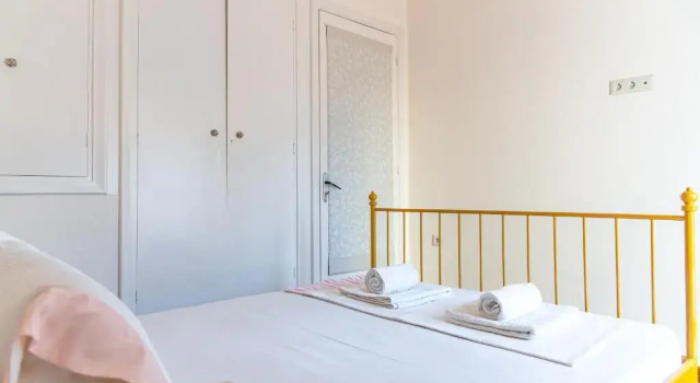 Коттедж Traditional 2-storey Μaisonette with Terrace