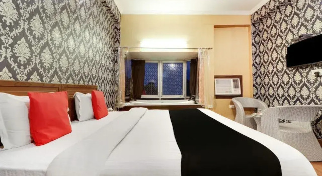 Capital O 43516 Dream World Resort