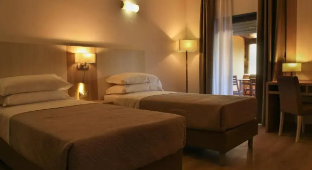 Семейный номер Standard Pausania Inn