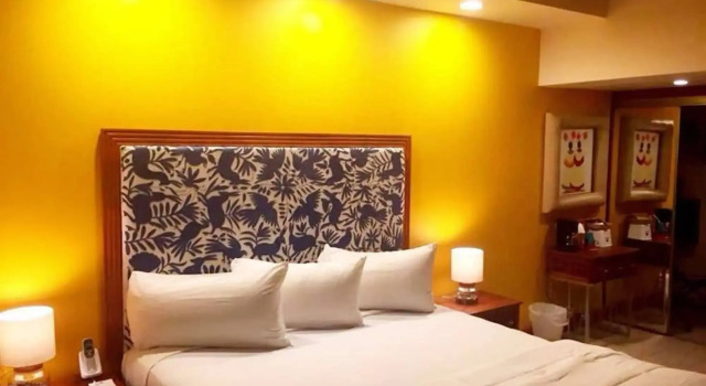 Americas Best Value Inn - Posada El Rey Sol, Book Hotel Hoteller i Ensenada med parkering, Parkering
