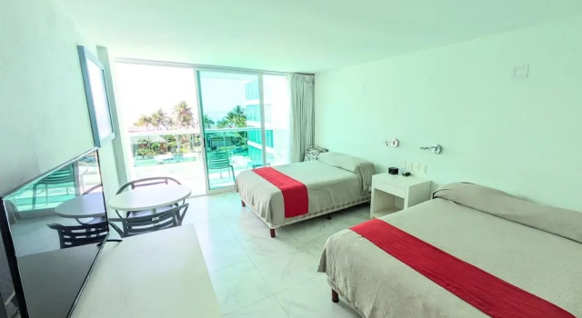 Двухместный номер Standard с балконом We Hotel Acapulco