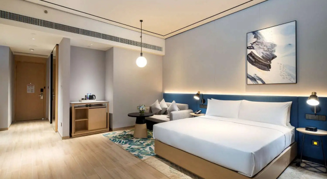 Номер Deluxe с видом на озеро Hilton Garden Inn Changde Dingcheng
