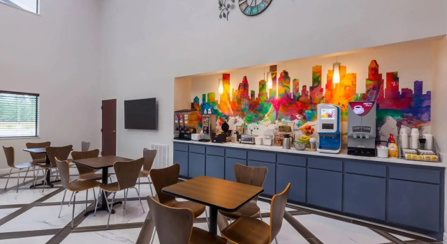 Super 8 by Wyndham Kingwood Houston North