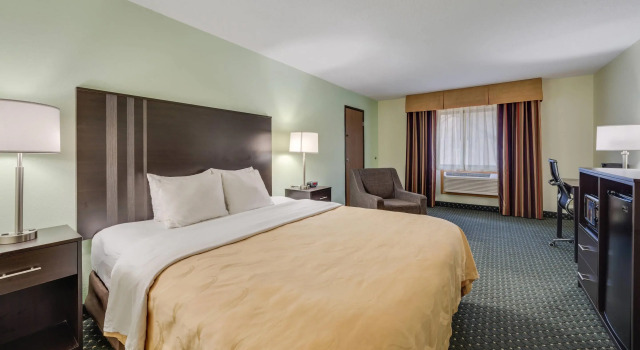 Двухместный номер Standard Quality Inn & Suites Sioux Falls South