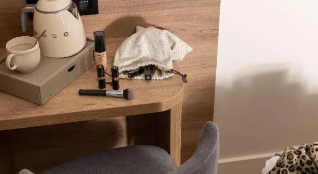 Номер Comfort Hôtel Théorème