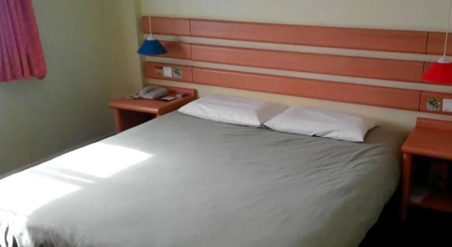 Homeinn Selected Hotel (Qinghe Railway Station), Book Hotel Xingtai Hebei