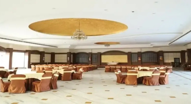 Gauriyya Tourist Resort, Забронировать Курортный отель Бахадургарх штат Харьяна
