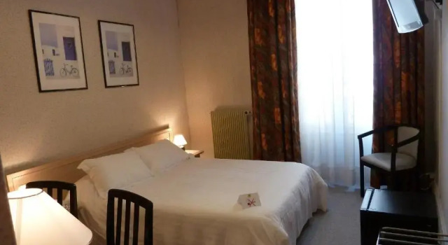 Номер Standard Midland Hôtel - Restaurant Le Derbys