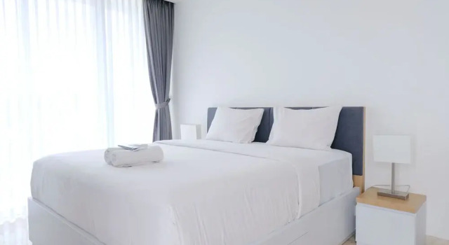 Студия Best Deal Studio Room With Private Jaccuzi At Art Deco Apartment