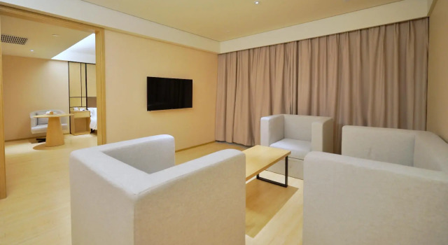 Люкс Ji Hotel Suzhou Sports Center