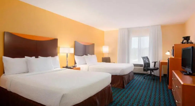 Четырёхместный номер Standard Fairfield Inn and Suites by Marriott Columbia