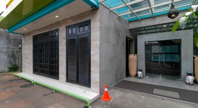 RedDoorz near Halim Perdanakusuma 3, Book Guesthouse Jakarta Jakarta Province