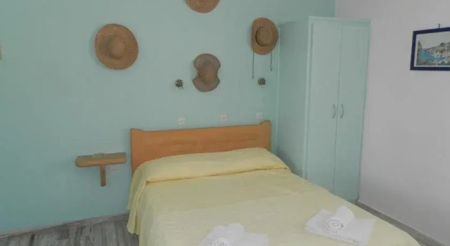 Captains Studios, Prenota Hotel Spetses Isole Saroniche
