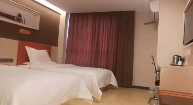 Двухместный номер Standard 7Days Premium Lanzhou New District Airport Branch