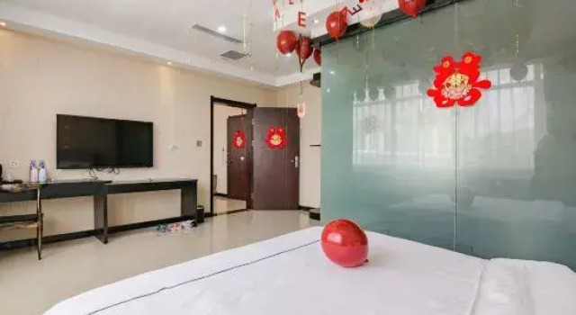 Люкс Deluxe Hengtian Fashion Hotel