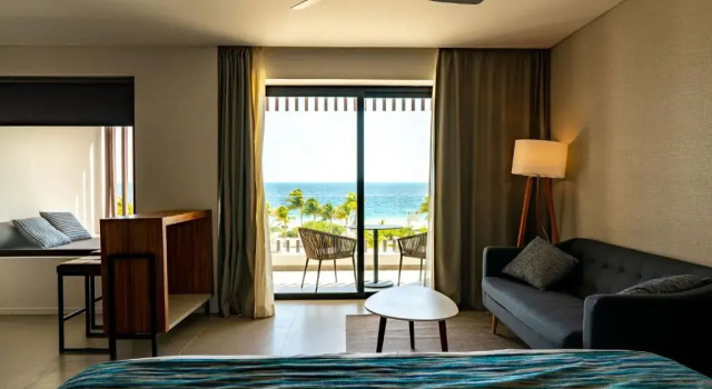 Полулюкс с открытым джакузи oceanfront Majestic Elegance Costa Mujeres – All Inclusive