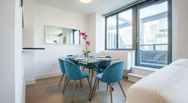 Коттедж Bright 2 Bedrooms 2 Bathrooms Unit With Balcony