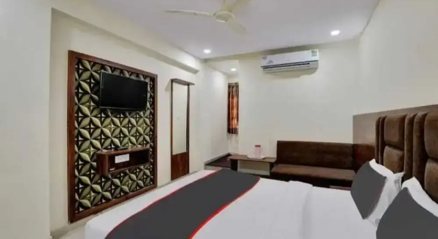Hotel Neelkamal, Rezervovat Hotel Hotely v Gujarat s parkováním, Parkování