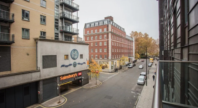 2 Bedroom Apartment Near Victoria Station