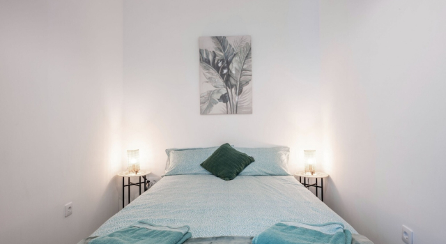 Jardín: Cómodo y Luminoso Apartamento