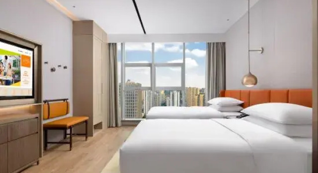 Номер Standard Home2 Suites by Hilton Chongqing Yubei