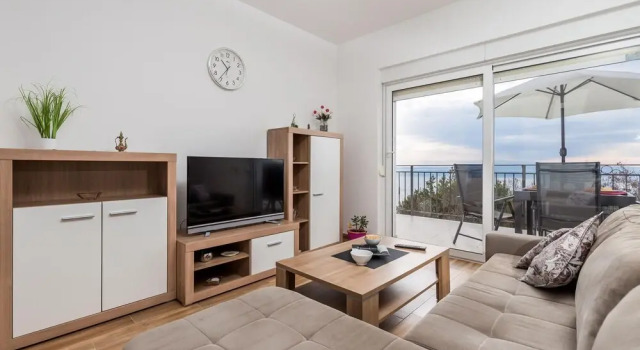 Awesome Apartment in Bregi With Wifi and 3 Bedrooms