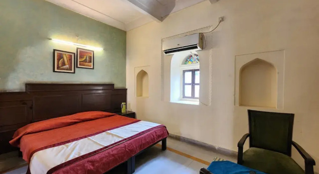 Номер Deluxe Raja Nahar Singh Palace