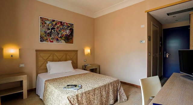 Одноместный номер Classic Mahara Hotel & Wellness