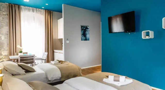 Студия Premium Riva Luxury Rooms
