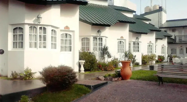 Бунгало IRUPÉ APART HOTEL