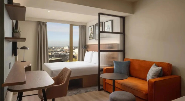 Семейный люкс Home2 Suites By Hilton Dublin City Centre