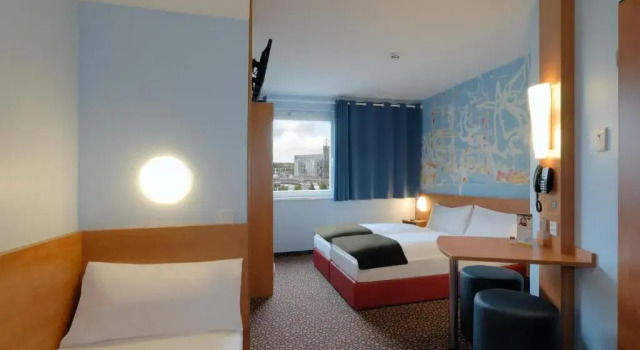 Трёхместный номер Standard B&B Hotel Kiel-City