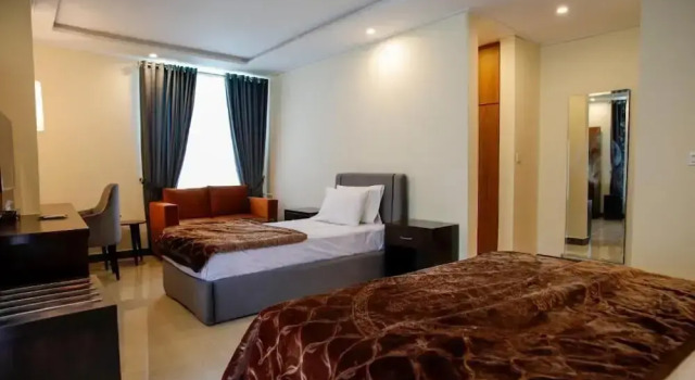 Люкс Grand Premium Continental Hotel