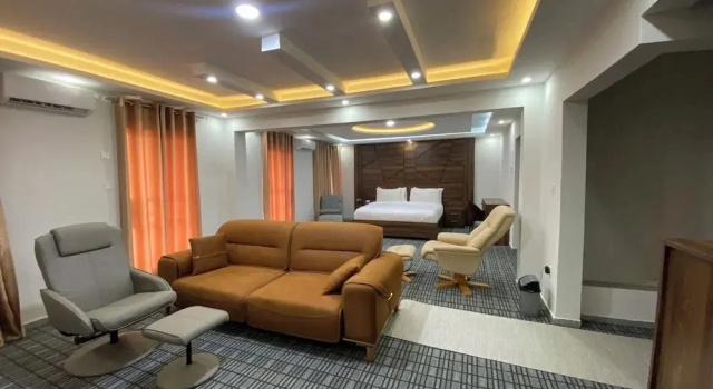 Номер Deluxe LIA Hotel