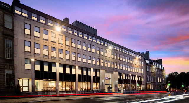 YOTEL Edinburgh