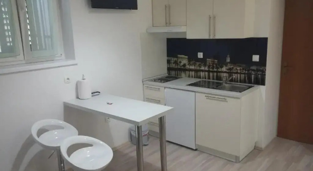 Студия Summer Bay Apartments